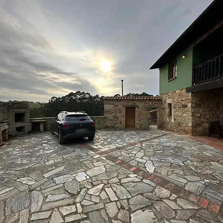 بيت للعطل El Entamau Argüero